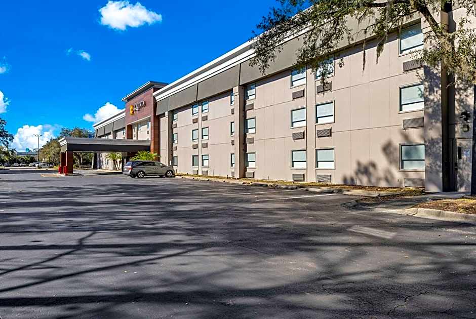 La Quinta Inn & Suites by Wyndham Jacksonville Mandarin