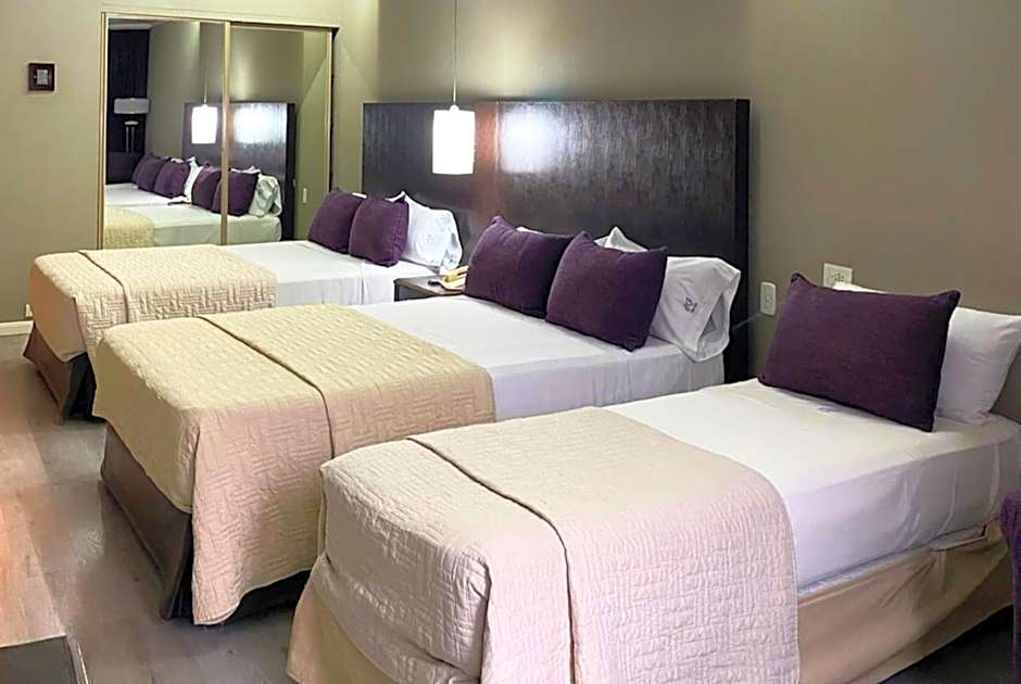 Howard Johnson Plaza by Wyndham Buenos Aires Florida Street