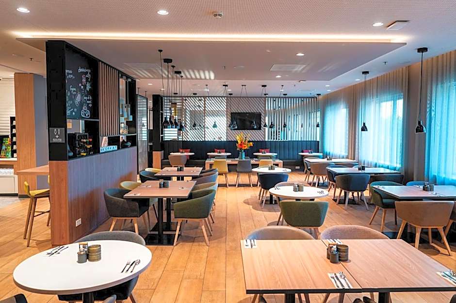 Holiday Inn Eindhoven Airport By IHG