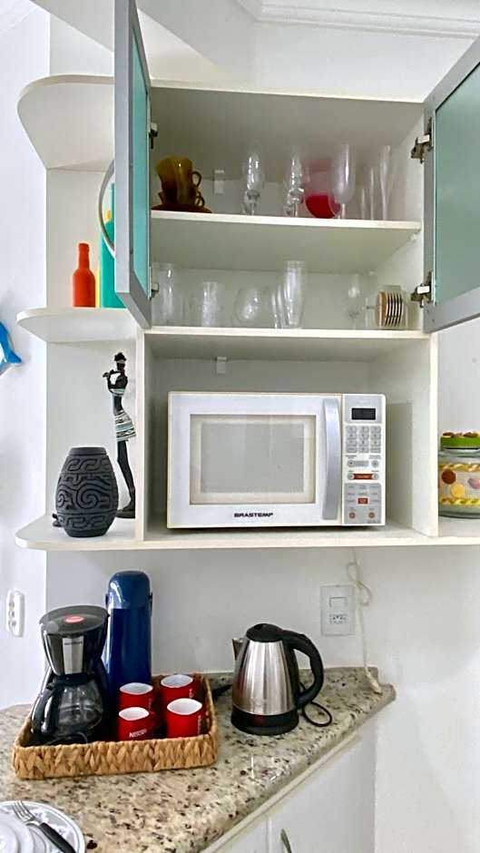 Caminhe até a praia, refresque-se na piscina