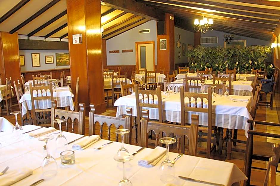 Aparthotel Tres Caminos