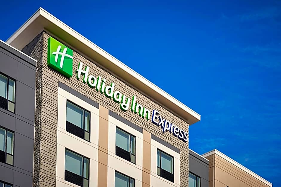 Holiday Inn Express Sarnia - Point Edward By IHG