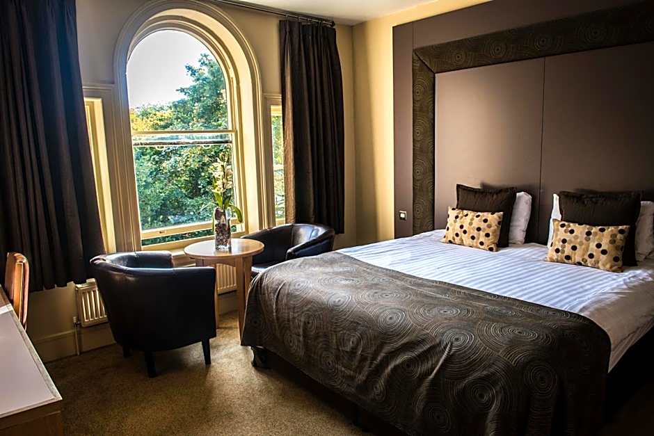 Photo 1 of 5 of Executive 1 Double Bed or 2 Beds