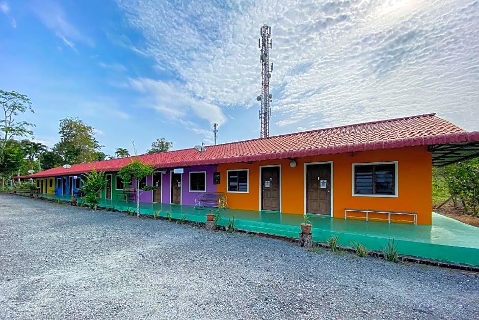 Capital O 90168 Serambi Pelangi Chalet
