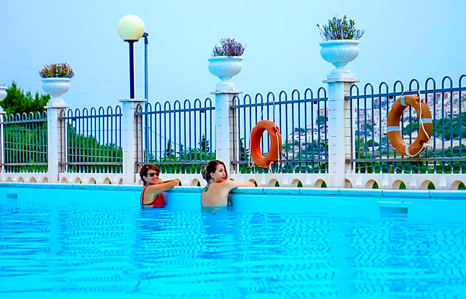 Max Luxury Suite - Servizio Spiaggia Inclusa