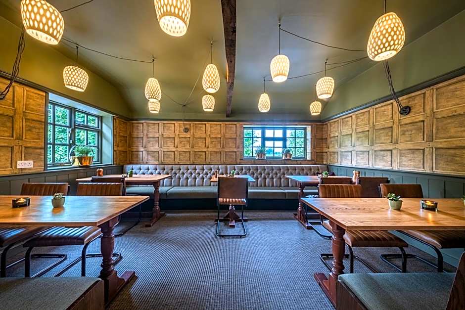 The Cricketers Clavering