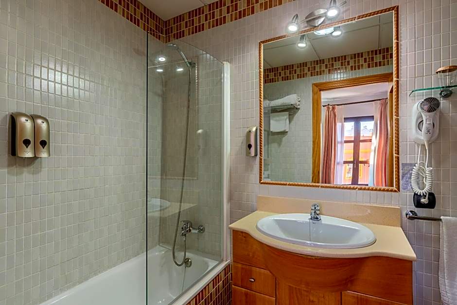 HOTEL HACIENDA SANTA BARBARA