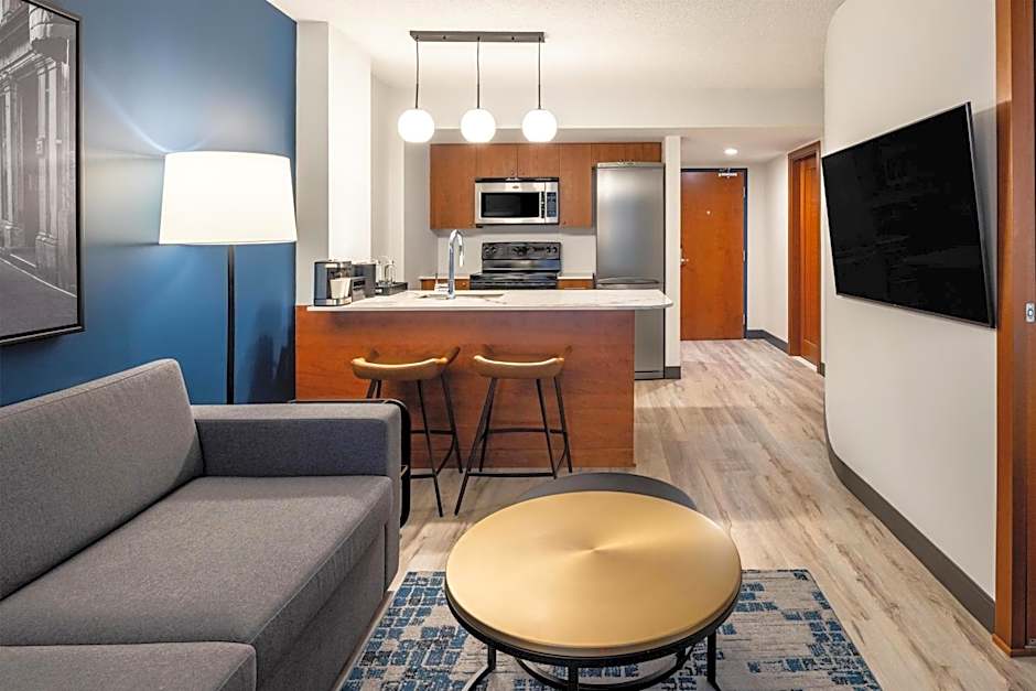 Embassy Suites by Hilton Montreal