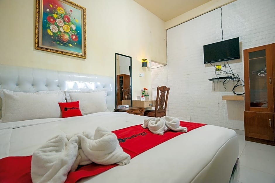 Reddoorz Syariah near tirtasari sonsang dan banto royo