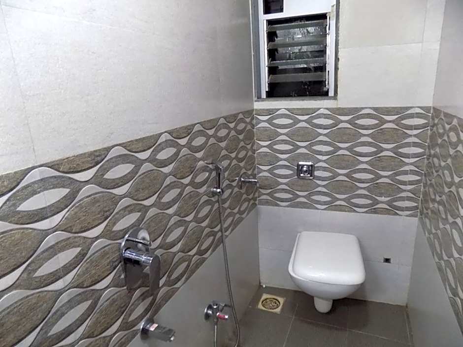 Hotel Maha Residency – Bombay/ Mumbai, KY