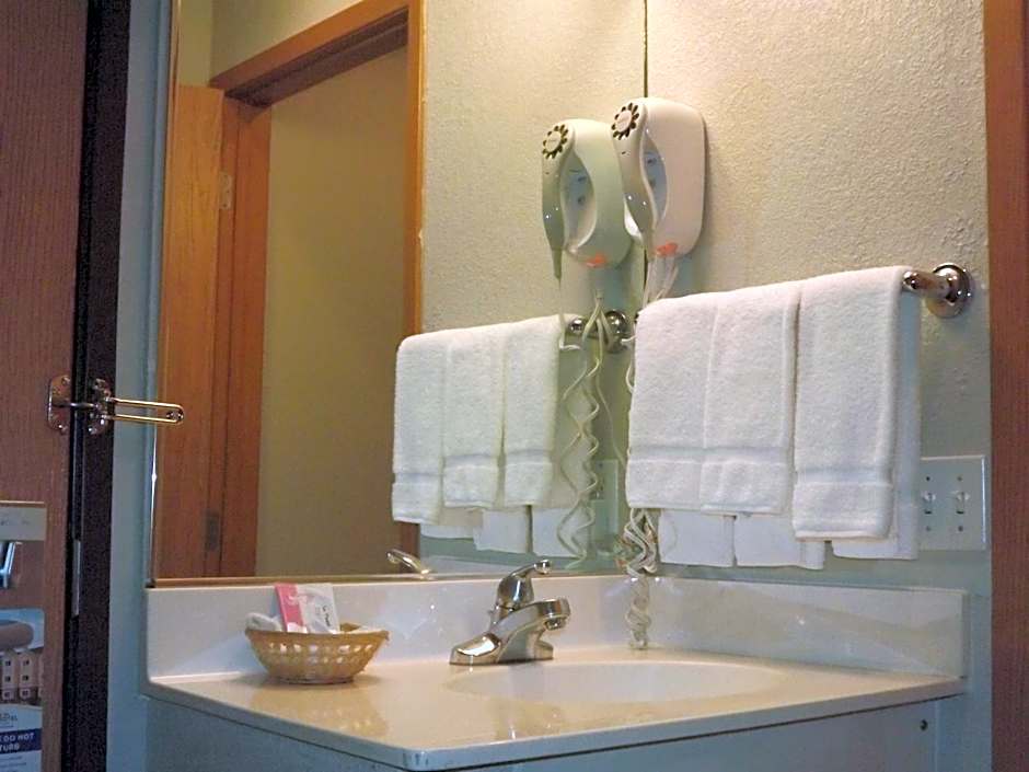 Microtel Inn & Suites By Wyndham Ames