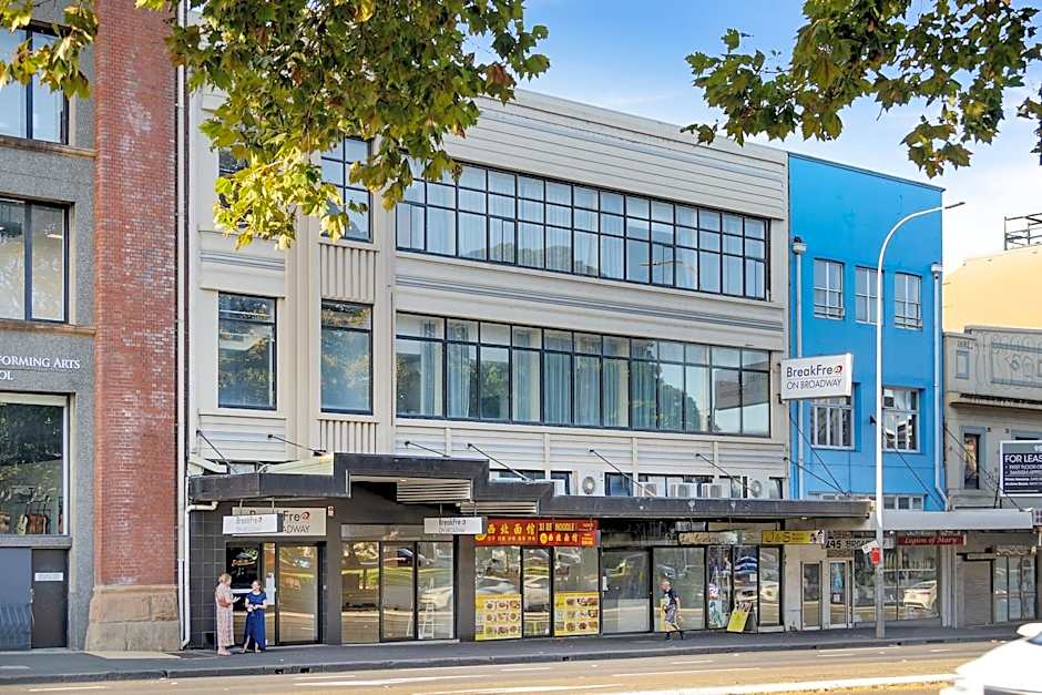 Breakfree on Broadway Sydney