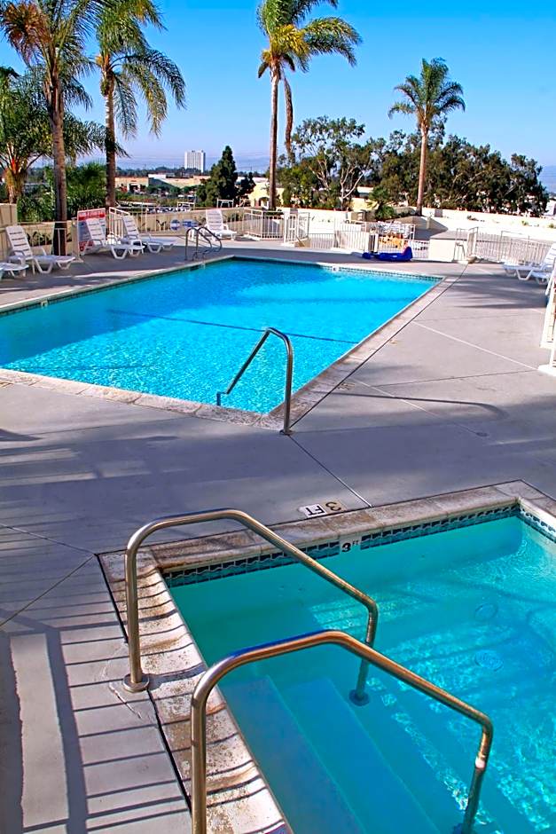LA Crystal Hotel -Los Angeles-Long Beach Area