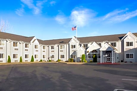 Microtel Inn By Wyndham Albany Airport
