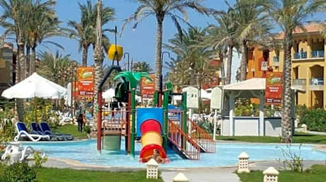 PORTO MATROUH-GREEN Beach resort family's only