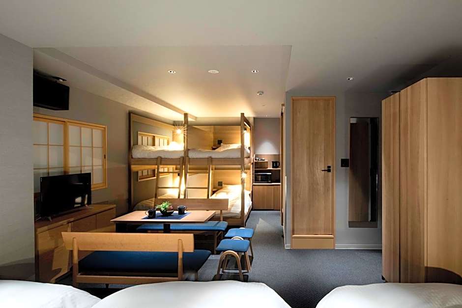 ALPHABED INN Takamatsuekimae