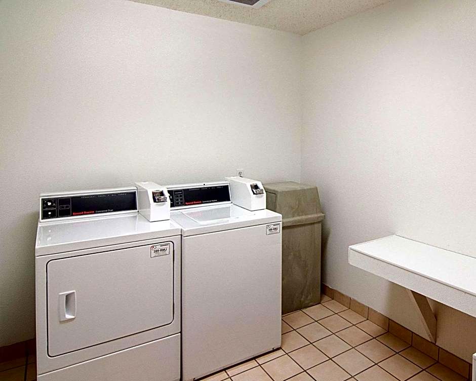 Quality Inn Midland South