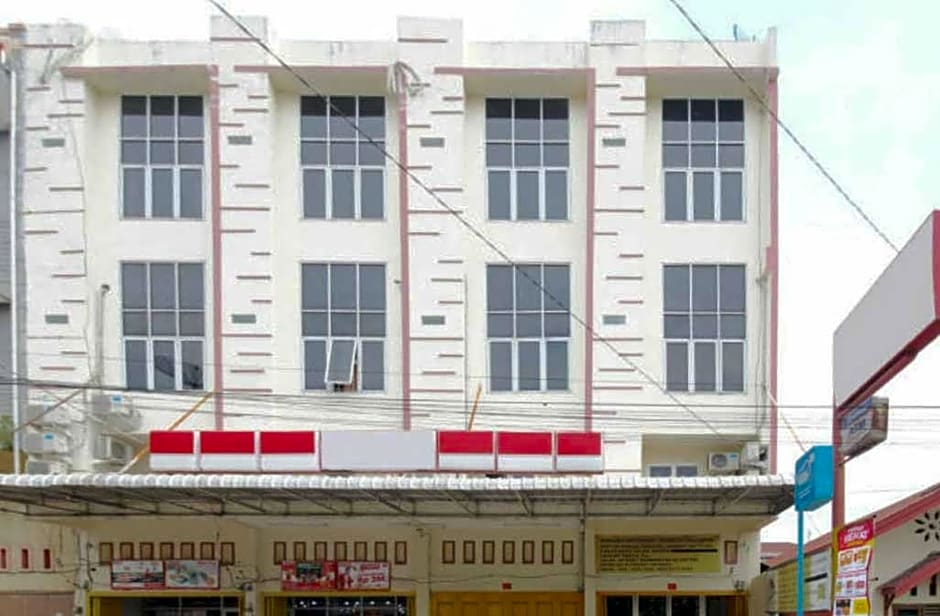 RedDoorz @ Jalan Japaris Medan