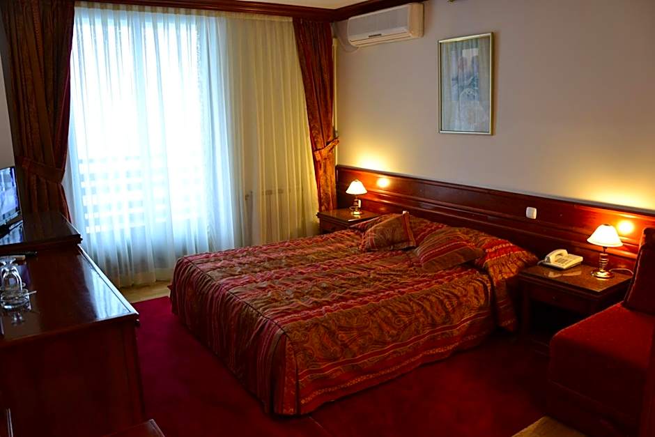 Hotel Dva Bisera