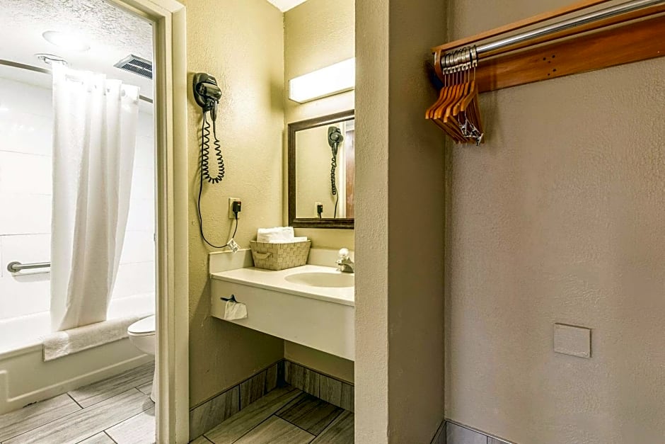 Econo Lodge