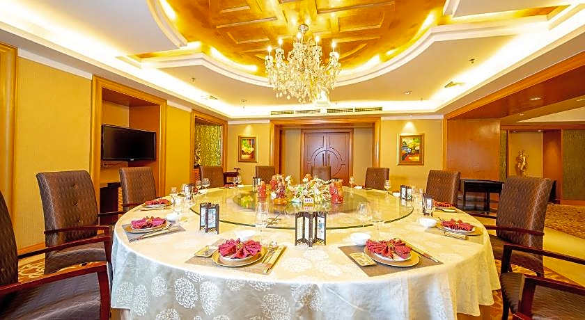 Grand International Hotel