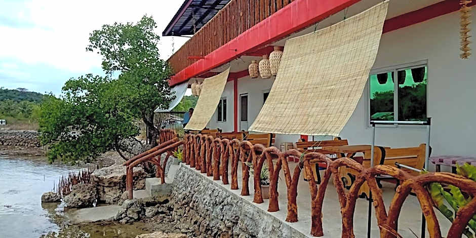 CASA BOLO IN ALAMINOS with HIDDEN WHITE BEACH near 100 Islands