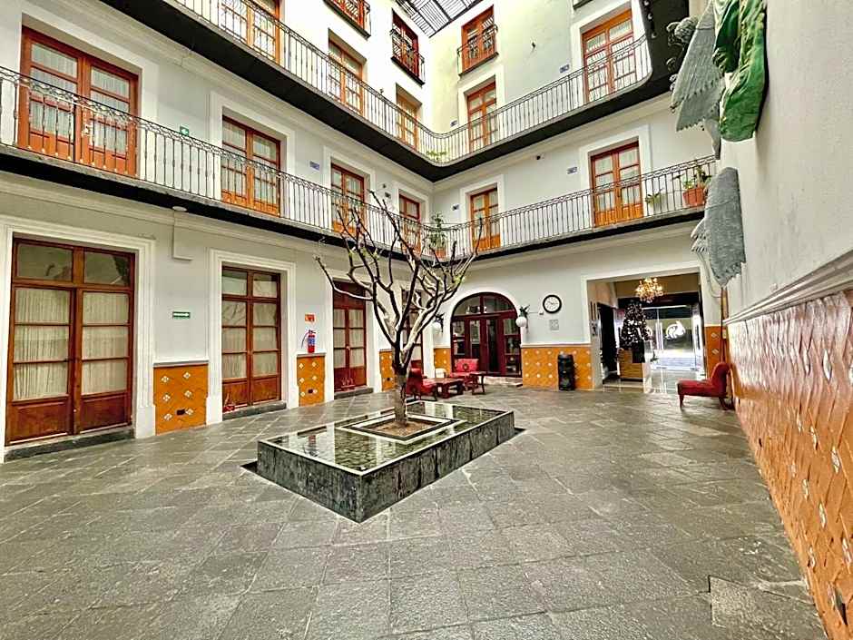 Hotel Puebla Plaza