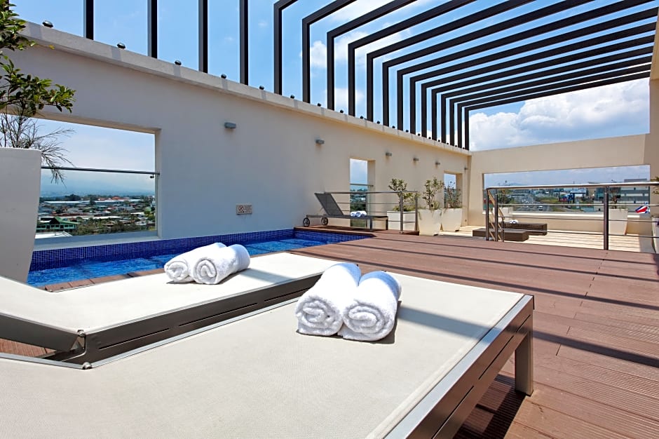 Holiday Inn San Jose Escazu