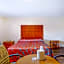 Manor Motel By OYO Near Oak Brook Chicago Westchester