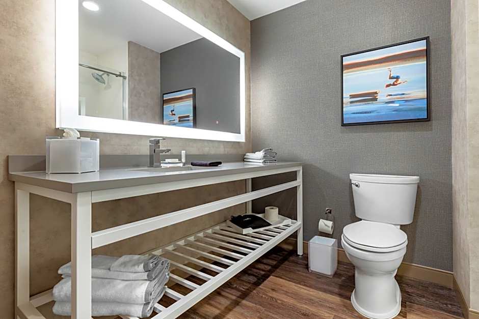 DoubleTree by Hilton Summerville Nexton