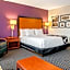 La Quinta Inn & Suites by Wyndham Naples East - I-75
