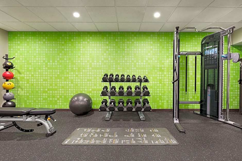 La Quinta Inn & Suites by Wyndham Lackawanna - Buffalo