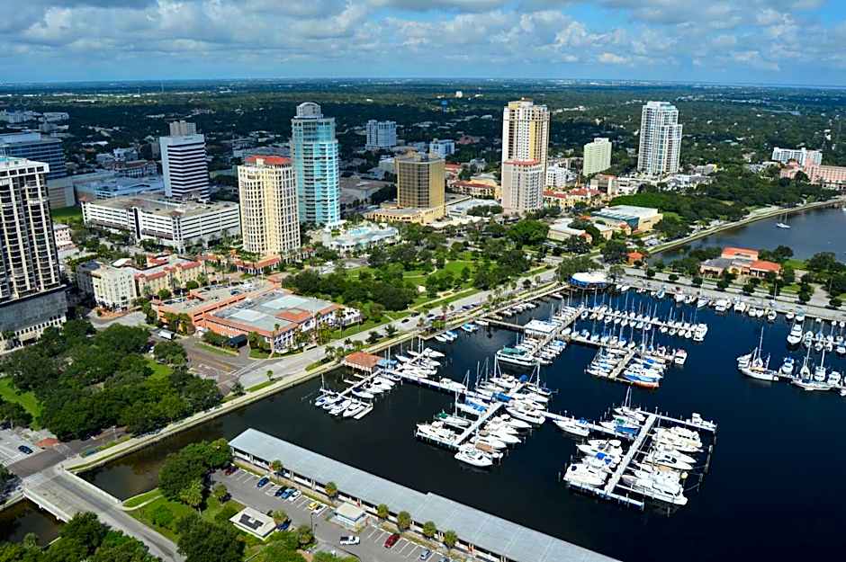 Hyatt Place St Petersburg - Downtown