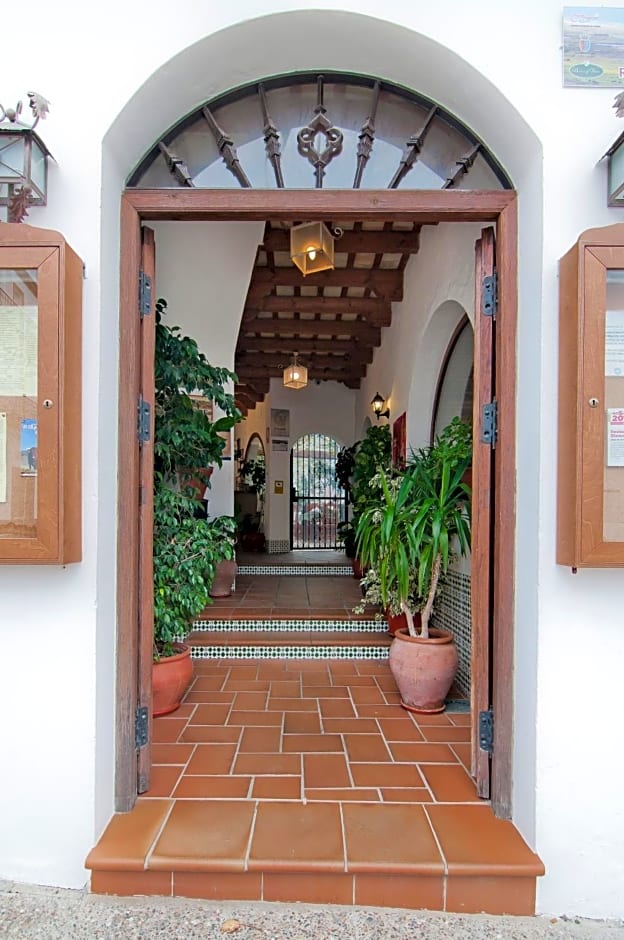 Hotel Restaurante Blanco y Verde