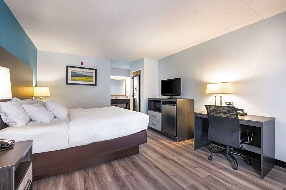 Clarion Inn Cleveland