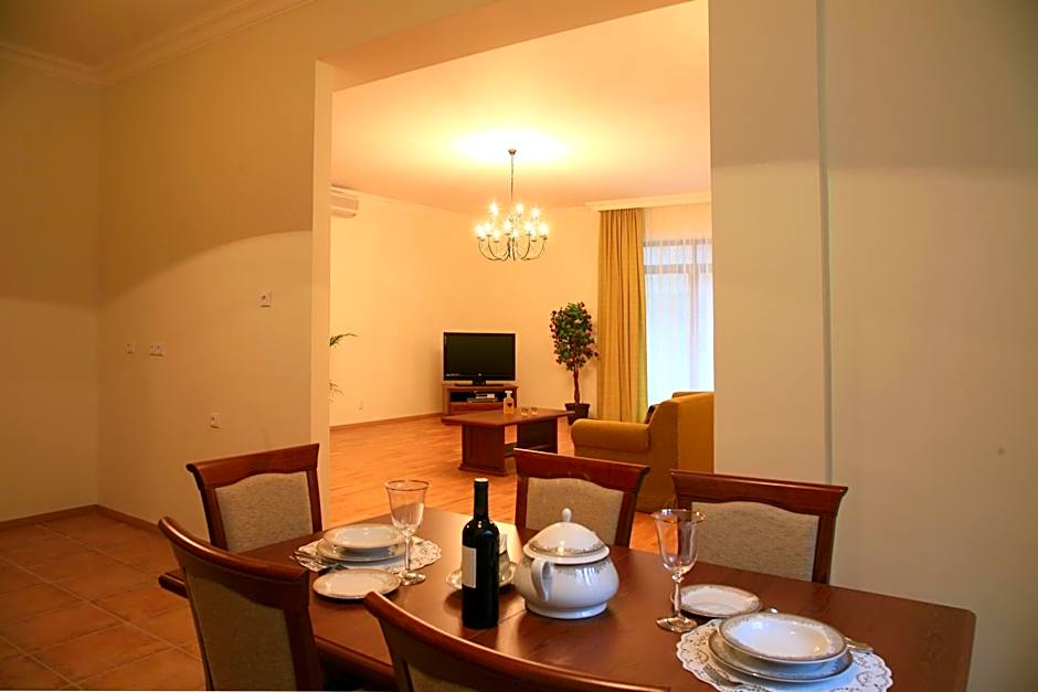 Slunecni Lazne Apartments