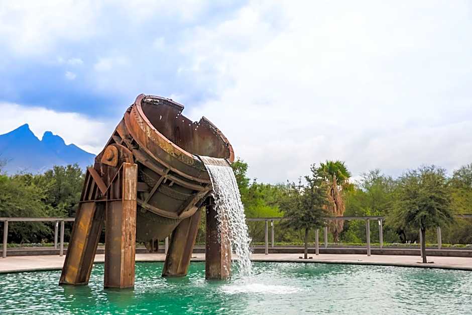One Monterrey Aeropuerto
