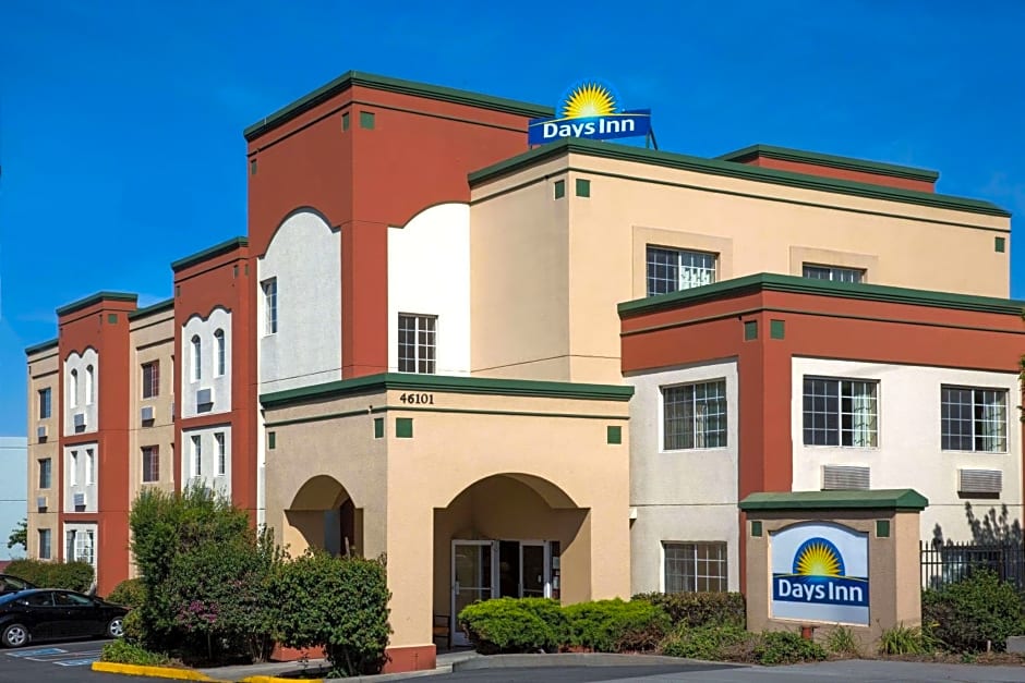 Days Inn by Wyndham Fremont