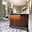 Kingston Hotel