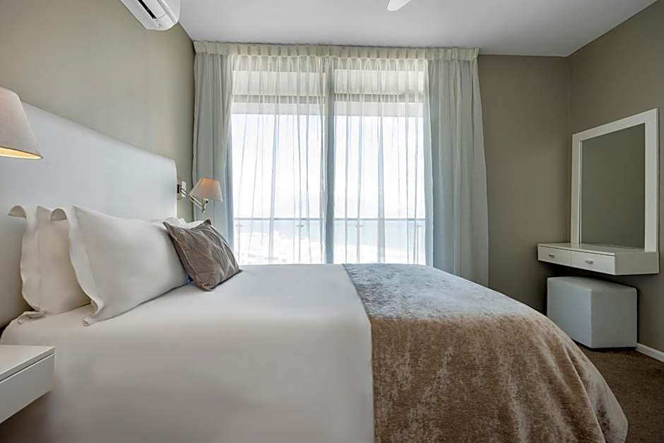 Aquarius Luxury Suites