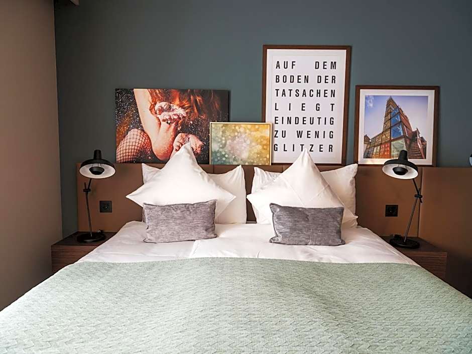 ACASA Suites