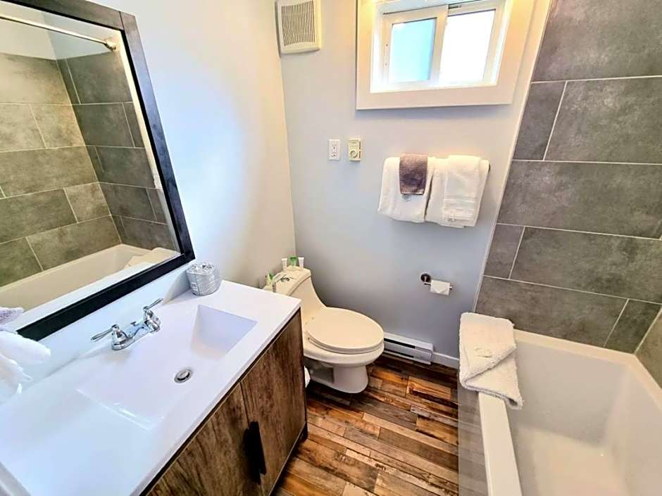 The Orchard at Oliver