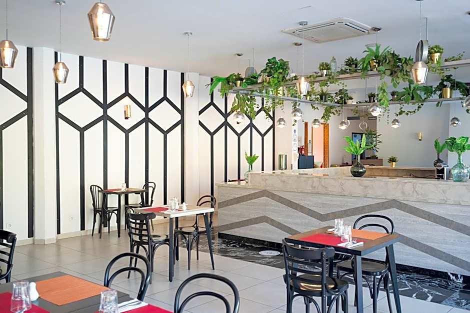 Ibis Meknes Hotel