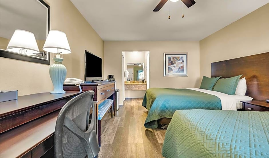 Scottish Fairway Inn