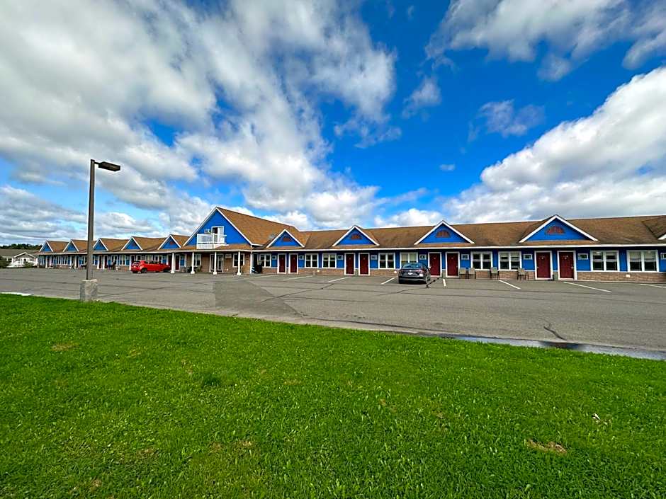 Photo 1 of 20 of Travellers Inn Fredericton NB