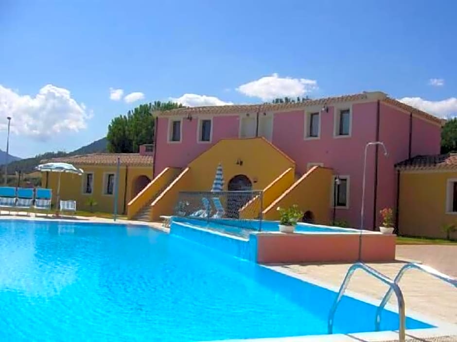 Rejna Residence Hotel