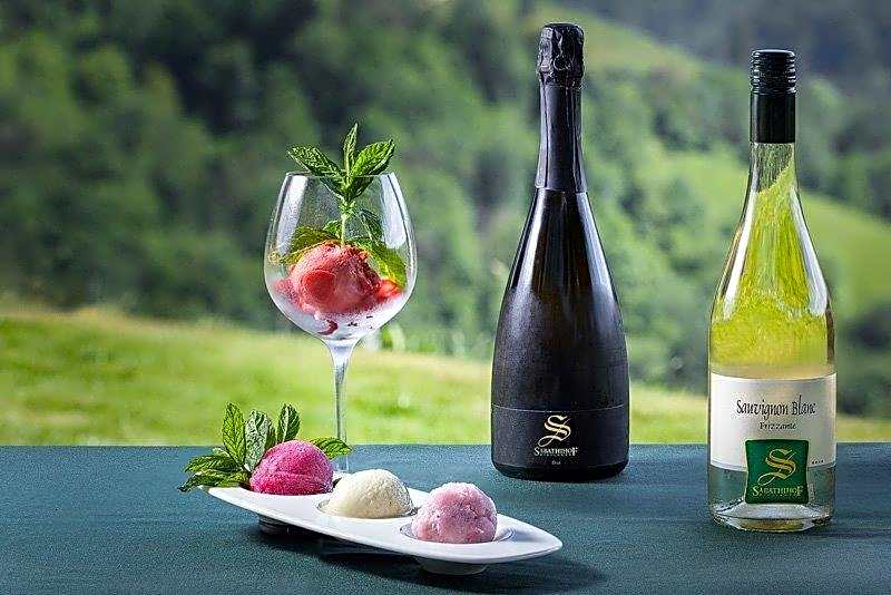 Weingut Essgut Schlafgut Sabathihof-Dillinger