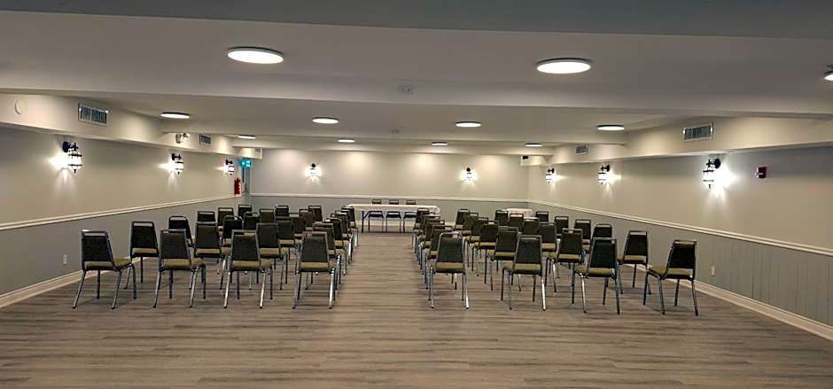 Super 8 by Wyndham Kirkland Lake