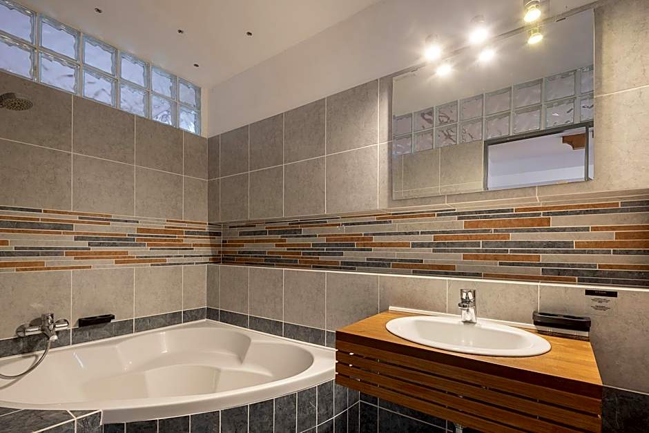 Pytloun Wellness Travel Hotel