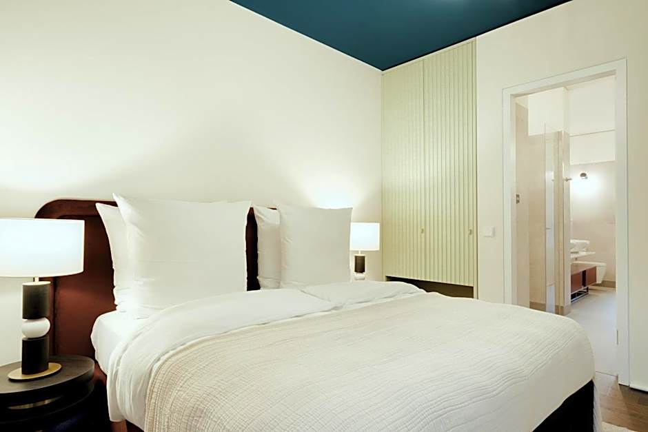 The Garden Suites by Suite030